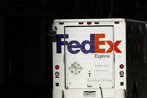Trung Quốc tính đưa FedEx vào “danh sách đen” để trả đũa vụ Huawei