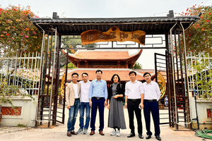 Làng nghề gốm sứ nghìn năm tuổi Kim Lan: Vẫn chờ cơ hội “tái sinh”…?!