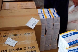 An Giang bắt vụ xuất lậu khẩu trang y tế sang Campuchia