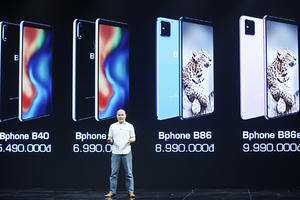 Bphone giá rẻ chưa được bán vì thiếu chứng chỉ Google