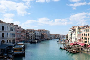 Venice bị phong tỏa vì Covid-19 khiến mặt trái của ngành du lịch bị lộ tẩy