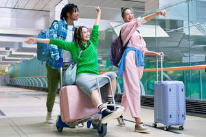 Những chiếc vali kéo từ thương hiệu Mỹ mà bạn nên sở hữu ngay cho những chuyến đi xa