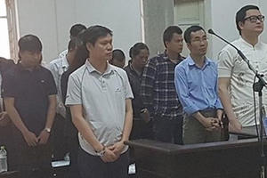 Hà Nội: Lần đầu xét xử hành vi thao túng giá chứng khoán