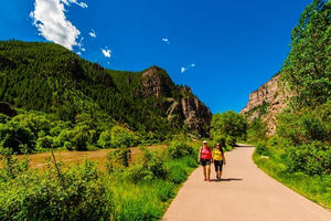 Đến thăm thành phố này bạn sẽ được tặng 100 USD