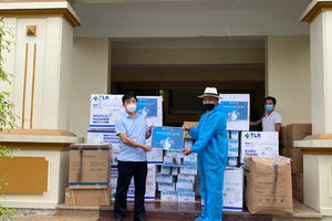 Tập đoàn TLM và TAF Media tiếp sức hơn 200 triệu đồng cùng Bắc Giang, Bắc Ninh đẩy lùi Covid-19