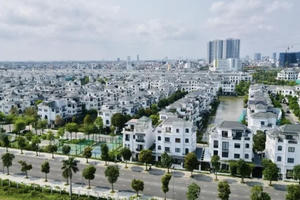 Lỗ 4 năm liên tiếp, Bất động sản Lan Việt gánh khoản nợ 'khủng'