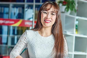CEO Vietjet Air: "Tất cả thành tựu tôi đạt được đều nhờ vào tuổi thơ êm ấm bên gia đình"