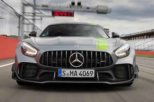 Mercedes-AMG GT Black Series: Xe Mercedes nhanh nhất, mạnh nhất chuẩn bị trình làng