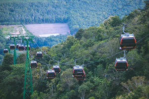 Du khách phấn khích vui Hội trăng rằm Vân Sơn chưa từng có tại Tây Ninh