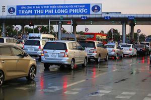 Vì sao nhiều trạm “lỗi hẹn” thu phí tự động không dừng?