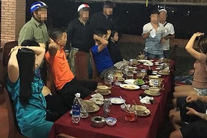 Rùng mình những chiêu đòi nợ thuê của giang hồ