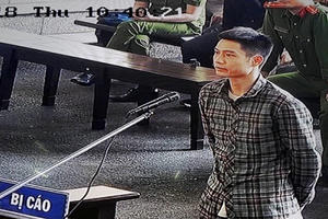 Xét xử đường dây đánh bạc nghìn tỉ: Bị cáo phản cung hé lộ tình tiết bất ngờ