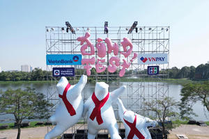 Đông Đúc Đủ Đầy: Lễ hội mùa đông đa trải nghiệm của Hà Nội dịp cuối năm