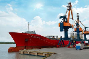 Xếp dỡ Hải An (HAH) dự chi 92 triệu USD để đóng hai tàu container mới