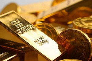 Giá vàng hôm nay 23/11: Vàng tăng vọt, USD chìm dần