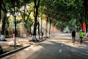 Thời tiết ngày 19/6: Hà Nội oi bức, ngày nắng nóng gay gắt, chiều tối có mưa dông