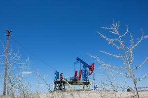 Lo sợ nền kinh tế châu Á biến động bất thường, các ngân hàng siết chặt khoản vay với doanh nghiệp vừa và nhỏ