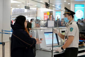 Hoàn thiện cơ sở pháp lý, phát hiện, xử lý các hành vi vi phạm tại cửa khẩu đường hàng không