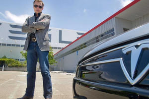 Tesla lộ bảng lương thấp đến bất ngờ, nhưng tại sao Elon Musk vẫn có thể giữ chân nhân viên?