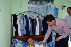 Kon Tum: Cán bộ thanh tra giao thông bị chém khi đang làm nhiệm vụ