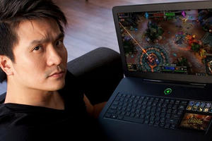 Từ cậu nhóc “cày game” cả ngày trở thành tỷ phú tự thân ở tuổi 40