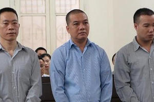 Cựu giám đốc và nhân viên chi nhánh cà phê Trung Nguyên bị phạt tù