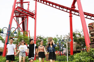 Giá vé vui chơi Dragon Park giảm tới 75%, chỉ còn 50.000 đồng