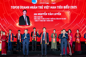 UDIC: Tổng Giám đốc Nguyễn Văn Luyến vinh danh Sao đỏ - Doanh nhân trẻ tiêu biểu 2025
