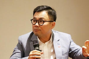 Chủ tịch SSI Nguyễn Duy Hưng kỳ vọng tuyển Việt Nam sẽ "đè bẹp" Thái Lan trong trận đấu tối nay