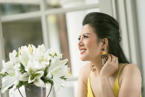 Nữ hoàng Kim cương Đinh Hiền Anh: “Viên kim cương” tỏa sáng giữa đời