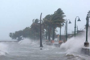 Bão Rai giật cấp 17 đang tiến rất nhanh vào Biển Đông, miền Bắc đón không khí lạnh