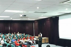 Tổng Thư ký Hội Marketing Việt Nam Hoàng Anh Tuấn: Miệt mài thổi bùng ngọn lửa kinh doanh cho doanh nghiệp