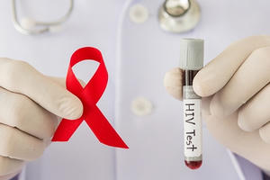 Đối tượng dùng vật nhọn đâm khiến nhiều người phải phơi nhiễm HIV có 2 tiền án ​