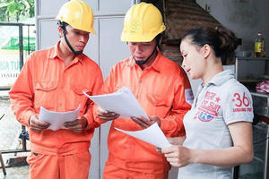 Từ 11/10, người dân phải trả thêm bao nhiêu tiền theo giá điện mới?