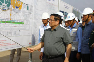 Thủ tướng kiểm tra hiện trường sân bay Long Thành trước mốc đón chuyến bay đầu tiên