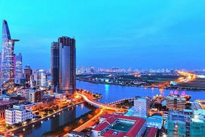 Việt Nam đứng đầu trong cuộc đua cải thiện năng lực cạnh tranh toàn cầu