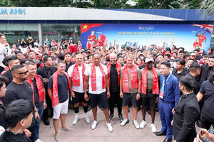 BVĐK Tâm Anh chăm sóc y tế chuyên sâu cho dàn huyền thoại Manchester Reds tại Hà Nội
