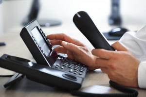 Nghe cuộc điện thoại lạ dọa là cơ quan tư pháp, người phụ nữ bị lừa mất 13 tỷ đồng