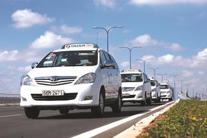 Lãnh đạo Vinasun (VNS) mua vào lượng lớn cổ phiếu, lợi nhuận nửa đầu năm giảm 38%