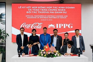 IPPG và Coca-Cola Việt Nam ký kết thỏa thuận hợp tác kinh doanh