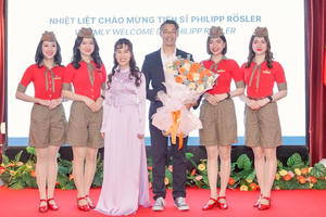 Hàng không Vietjet (VJC) bổ nhiệm cựu Phó Thủ tướng Đức vào HĐQT