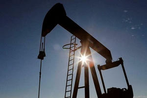 Giá dầu sụp đổ gây bất lợi lớn, Bộ trưởng Nga trấn an: "Đừng nghĩ như thể đó là ngày tận thế"