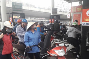 Giá xăng, dầu diesel tiếp tục giảm từ 15h hôm nay