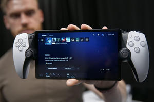 Giữa "cái khó" không săn nổi món hàng hot của Sony, người Trung Quốc "ló cái khôn" với chỉ 2 triệu đồng