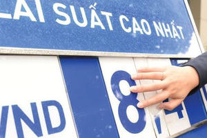 Các ngân hàng lớn đồng loạt giảm lãi suất tiền gửi