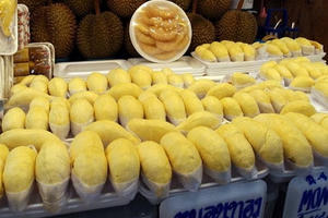 Thái Lan đang xuất sầu riêng qua Việt Nam để sang Trung Quốc?