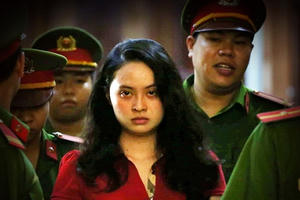 Ngọc "miu" phản cung, nói chung sống không bình đẳng với trùm ma túy Văn Kính Dương