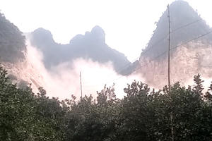 Hòa Bình: Doanh nghiệp nổ mìn phá đá, đe dọa tính mạng người dân