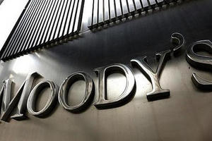 Moody's nâng triển vọng 15 ngân hàng Việt Nam