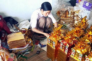 Thủ phủ sản xuất hàng hiệu cho người cõi âm ế ẩm trong tháng cô hồn